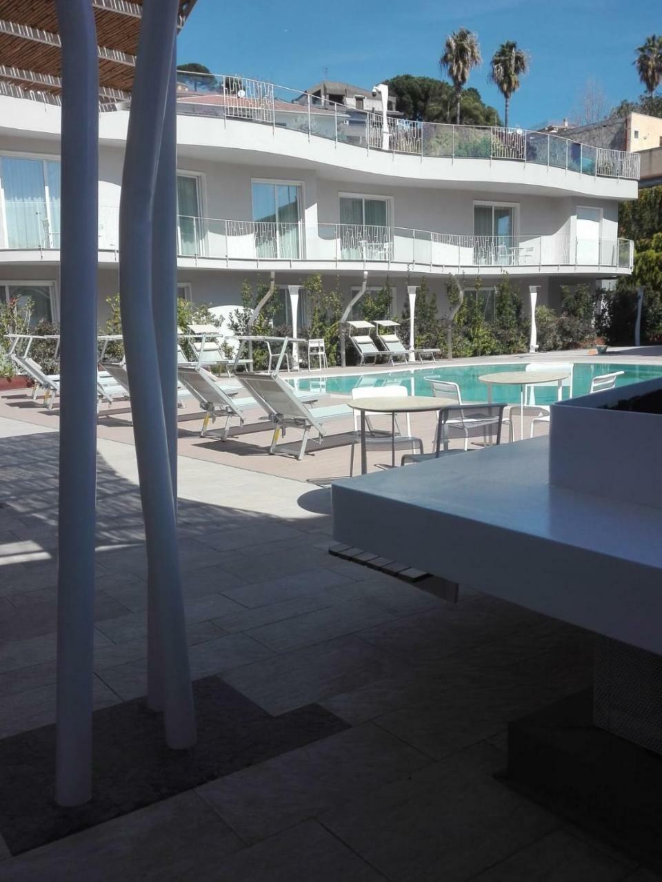 Ciclope Resort Aci Trezza Esterno foto
